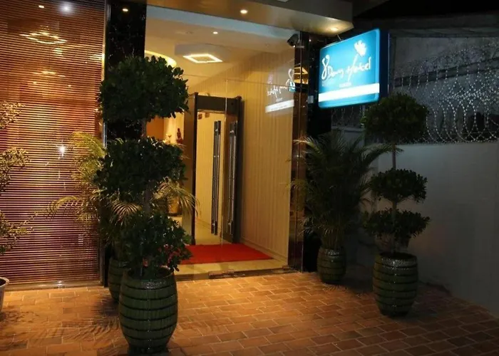 8Day Hotel