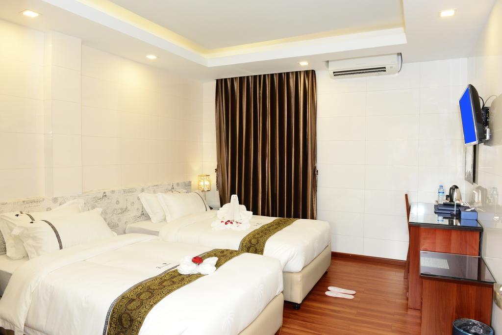 Hotel 8day Yangon