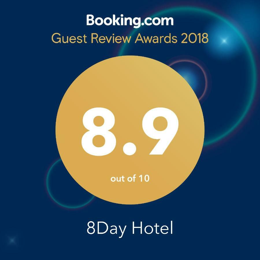 8day Hotel